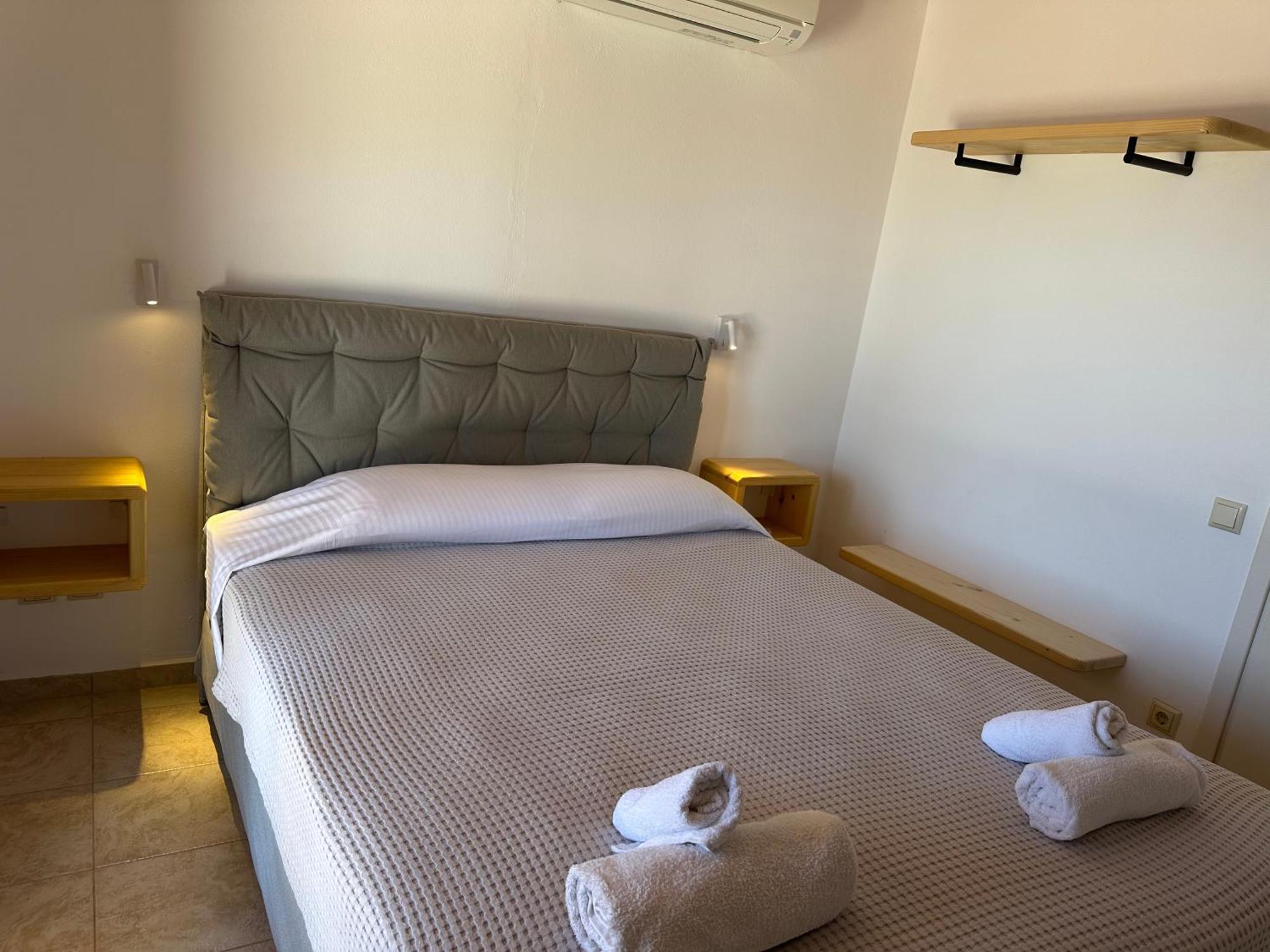 Andros Escape Condos Korthio Eksteriør bilde